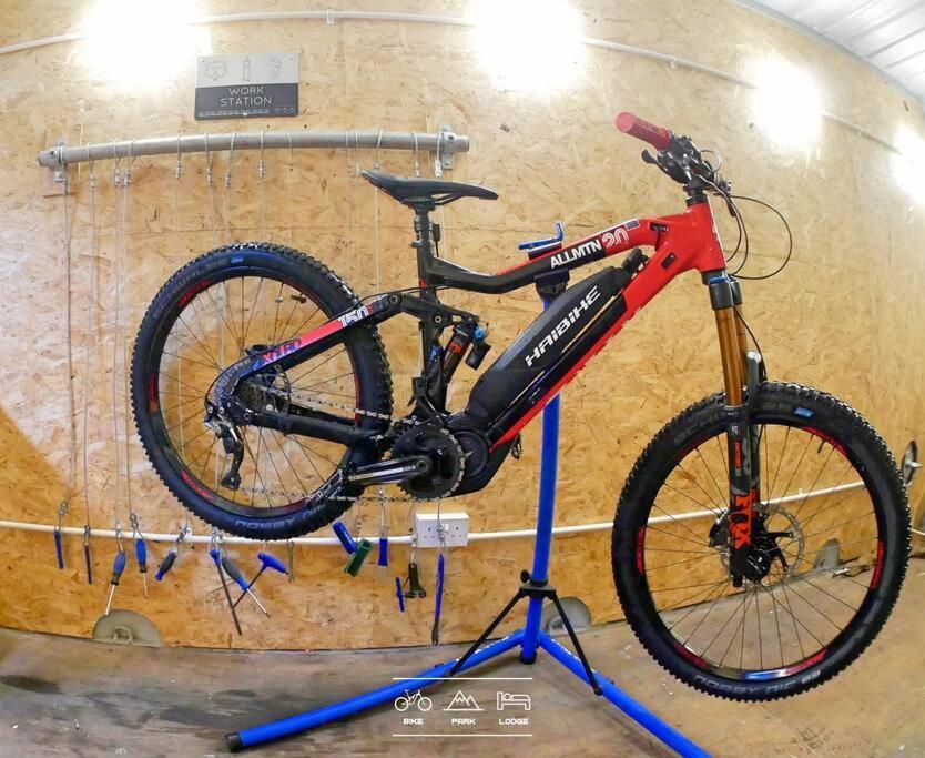 Bike Park Lodge #2 Merthyr Tydfil Dış mekan fotoğraf
